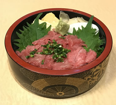 中おち丼